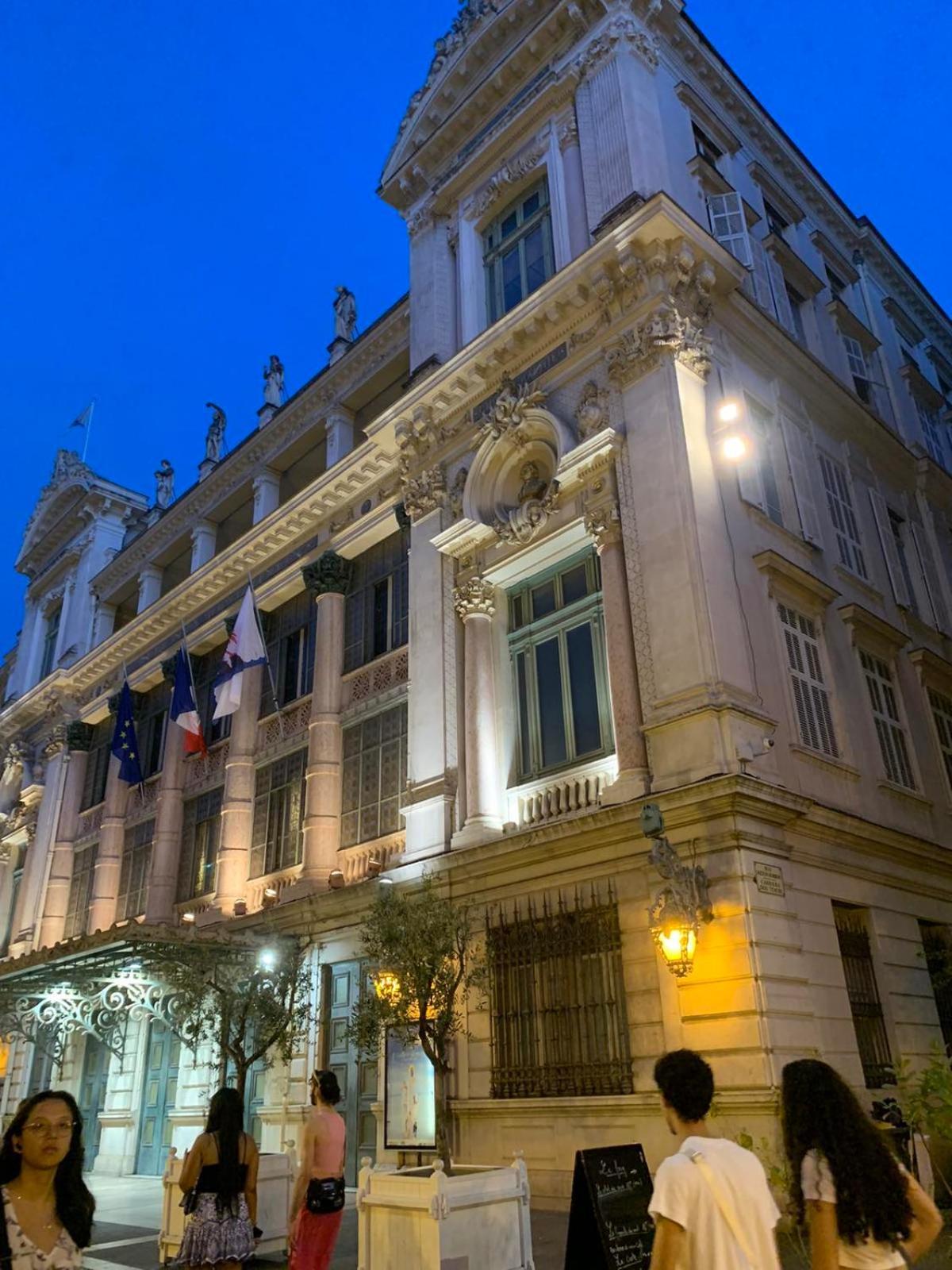 Apartment 33 On The Old Historic Senate Square 니스 외부 사진