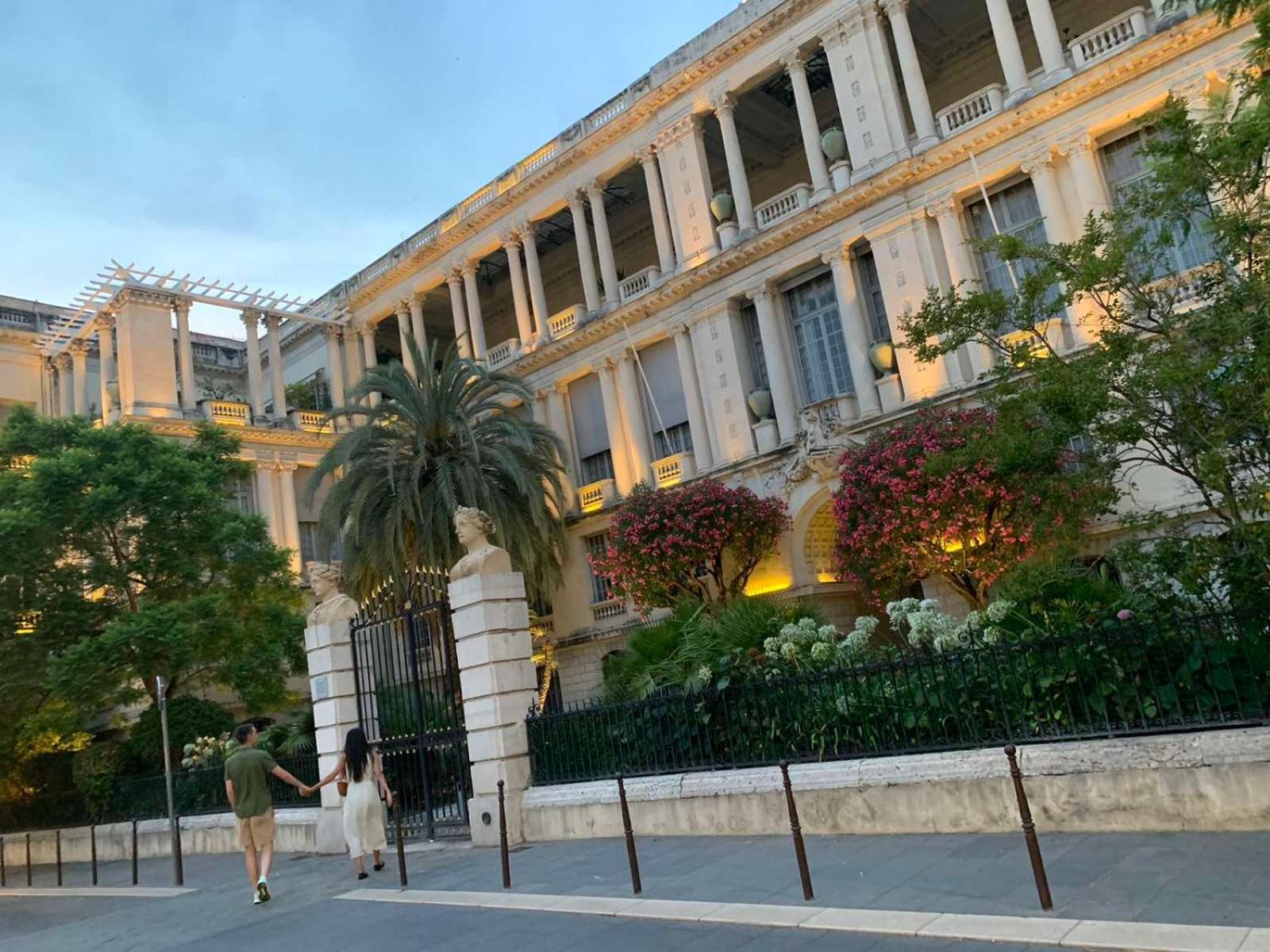 Apartment 33 On The Old Historic Senate Square 니스 외부 사진